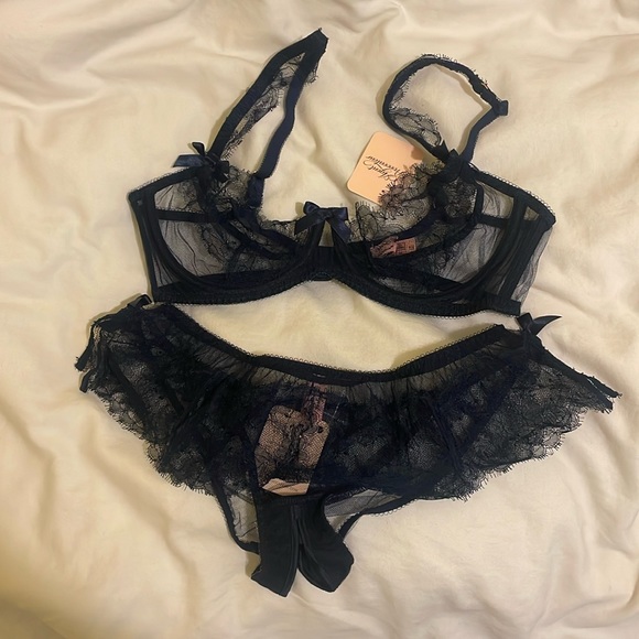 NWT Agent Provocateur lace Willa set 34C 2 - Picture 4 of 6